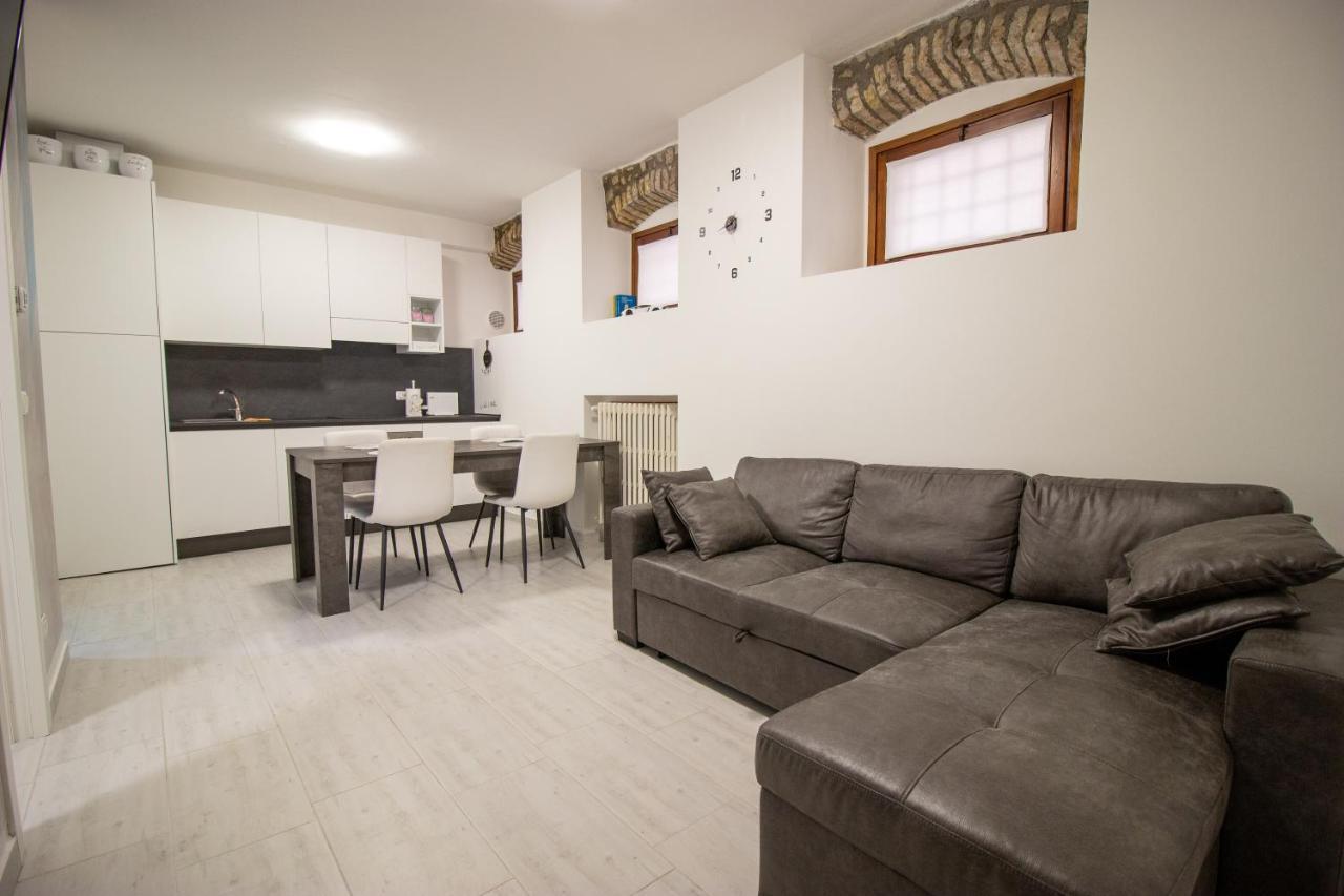 C-Apartment Lake Garda Salò Esterno foto